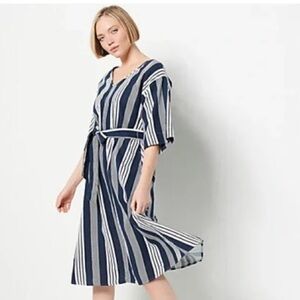 GIRL WITH CURVES Linen MIDI Dress A491871